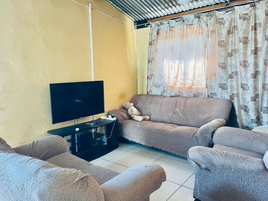 2 Bedroom Property for Sale in Bloemside Free State
